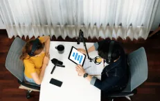 37+ - 极速电竞直播APP